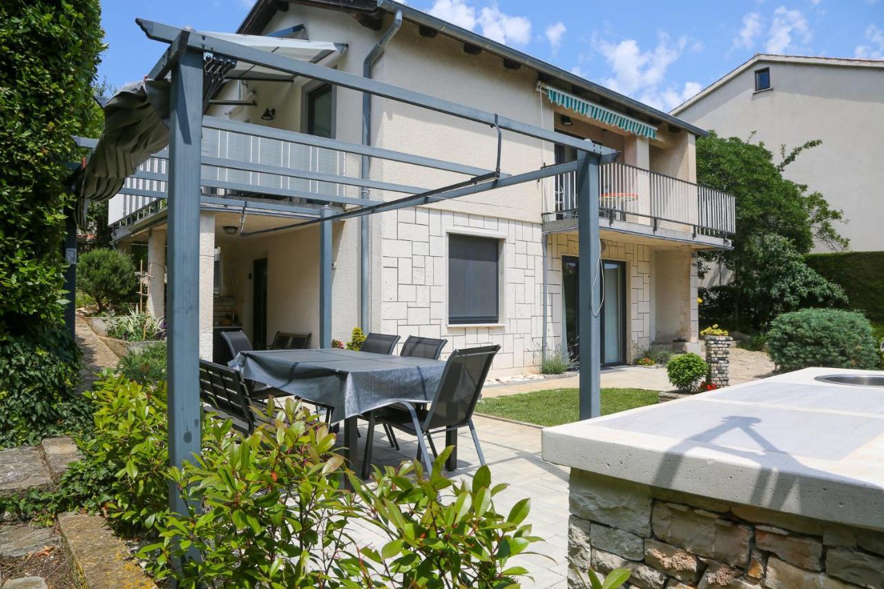 Apartmani Nena I Branko Premantura Exteriér fotografie